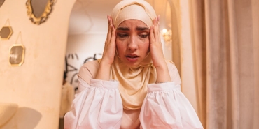 Nisa-Sofiya-Aksongur-Galada-Gozyaslarina-Boguldu-featured