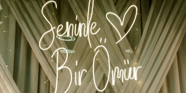 Nazan-Oncel8217den-Sezen-Aksu8217ya-Kalpleri-Isitan-Dogum-Gunu-Mesaji-featured