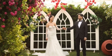 Cagan-Sengul-ve-Sezgi-Sena-Izmirlioglu-Nisanlandi-Evlilige-Ilk-Adim-featured