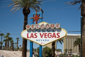 Cem-Yilmaz8217a-ABD-Vizesi-Soku-Dalga-Gectigi-Basina-Geldi-featured