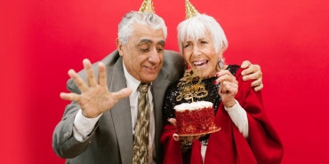 Sezen-Aksu8217dan-20-Yil-Sonra-Surpriz-Dogum-Gunu-Kutlamasi-featured