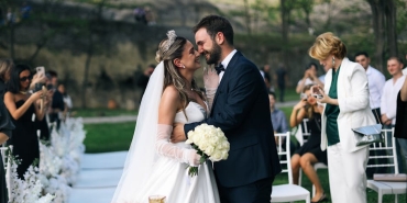 Sosyetenin-Gozde-Cifti-Ayrildi-12-Yillik-Evlilik-Tek-Celsede-Bitti-featured