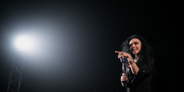 Sezen-Aksu-Sarkilariyla-Unutulmaz-Bir-Gece-Efsaneye-Saygi-Duran-Konser-featured